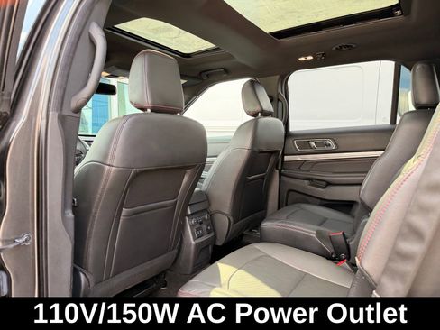 Used 2018 Ford Explorer Sport w/ Equipment Group 401A image 19