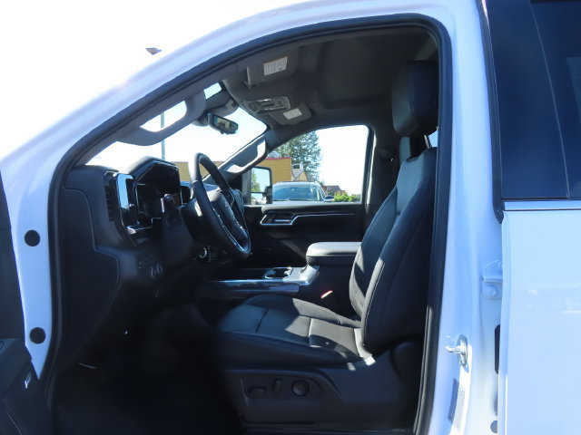 Certified 2025 Chevrolet Silverado 2500 LTZ w/ Z71 Chrome Sport Edition AWD/4WD image 16