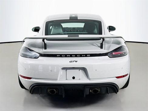 Used 2020 Porsche 718 Cayman GT4 image 10