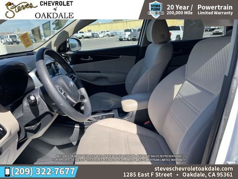 Used 2019 Kia Sorento AWD V6 image 21