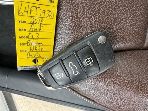 Used 2018 Audi Q3 2.0T Premium w/ Convenience Package image 17