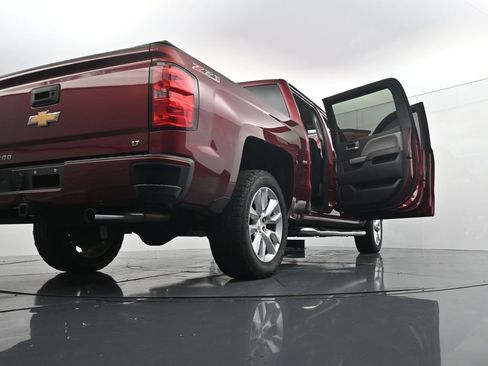 Used 2017 Chevrolet Silverado 1500 LT w/ All Star Edition AWD/4WD image 30