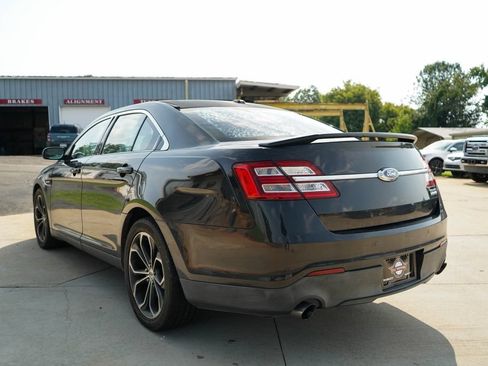 Used 2015 Ford Taurus SHO w/ Equipment Group 401A AWD/4WD image 4