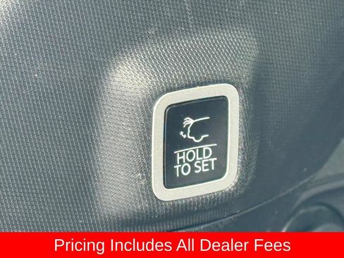 Used 2023 Jeep Grand Cherokee Overland w/ Luxury Tech Group IV AWD/4WD image 11