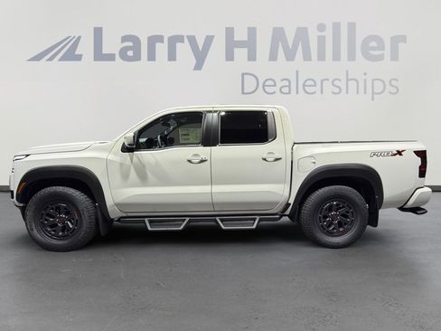 New 2026 Nissan Frontier Pro-X image 2