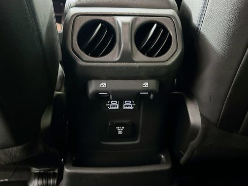 Used 2021 Jeep Wrangler Unlimited Sahara AWD/4WD image 25