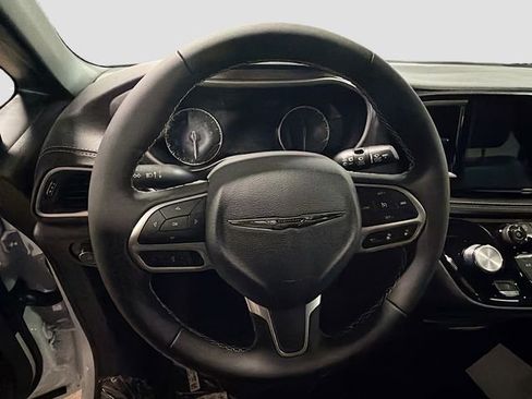 New 2026 Chrysler Pacifica Select image 12