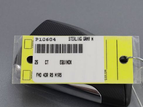 Used 2025 Chevrolet Equinox RS w/ Safety and Technology Package FWD image 28