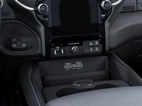 New 2026 RAM 2500 Big Horn AWD/4WD image 32
