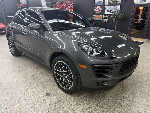 Used 2018 Porsche Macan Sport Edition image 7