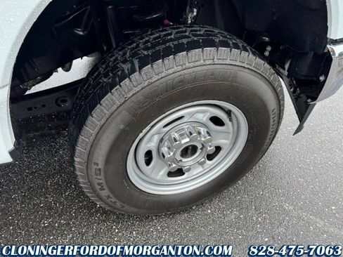 New 2026 Ford F250 XL w/ XL Chrome Package AWD/4WD image 39