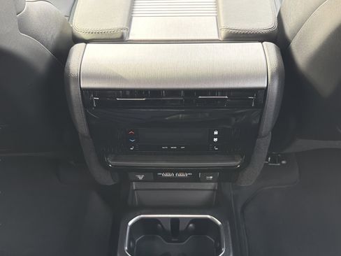 New 2026 Jeep Grand Wagoneer Limited AWD/4WD image 40