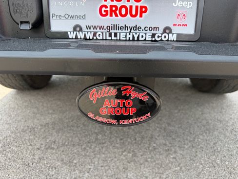 Used 2022 Nissan Frontier Pro-X RWD image 17