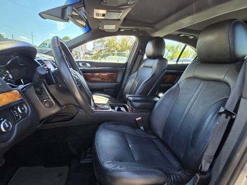 Used 2013 Lincoln MKS FWD image 13