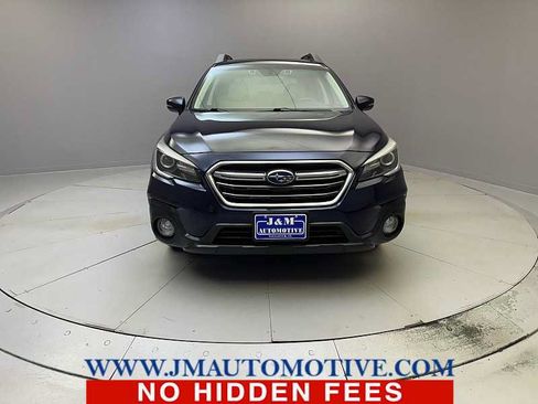 Used 2018 Subaru Outback 2.5i Limited AWD/4WD image 8
