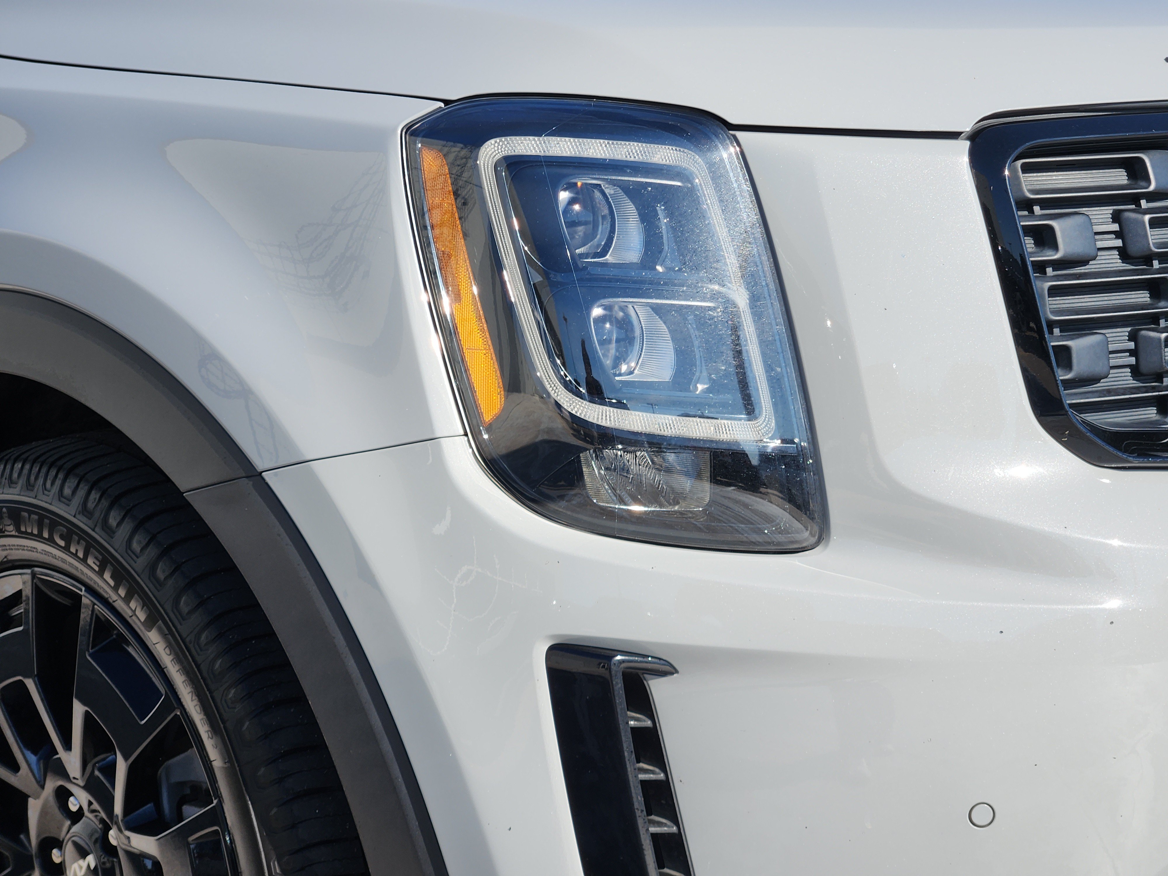 Used 2022 Kia Telluride SX w/ SX Prestige Package AWD/4WD image 10