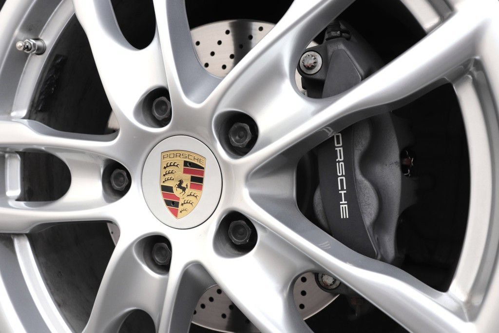 Used 2015 Porsche Boxster w/ Sport Chrono Package RWD image 93
