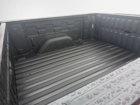 Used 2025 Chevrolet Silverado 1500 LTZ w/ Technology Package AWD/4WD image 25