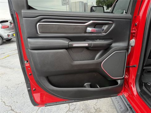 Used 2023 RAM 1500 Laramie AWD/4WD image 16