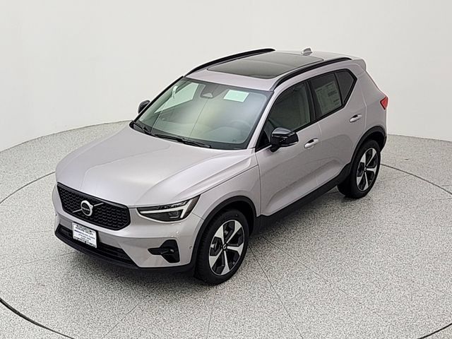 New 2026 Volvo XC40 B5 Plus w/ Protection Package Premier AWD/4WD image 13