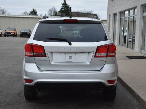 Used 2012 Dodge Journey SXT image 7