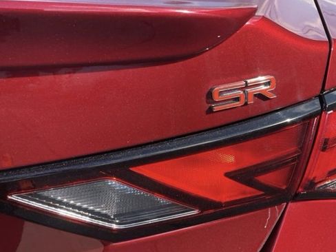 Used 2025 Nissan Sentra SR w/ SR Premium Package image 12