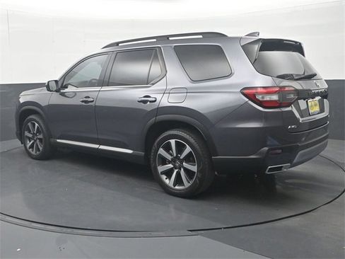 Used 2023 Honda Pilot Elite image 5