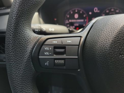 Used 2024 Honda Accord EX image 19