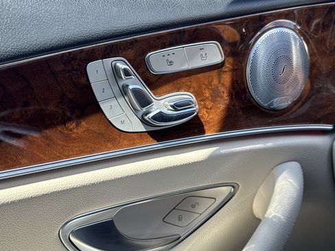 Used 2019 Mercedes-Benz E 450 4MATIC Wagon image 9