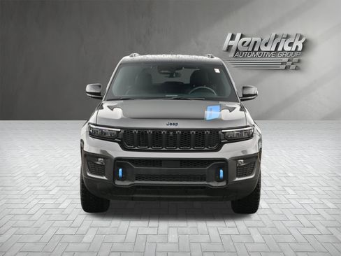 Used 2023 Jeep Grand Cherokee Trailhawk w/ Luxury Tech Group III image 6