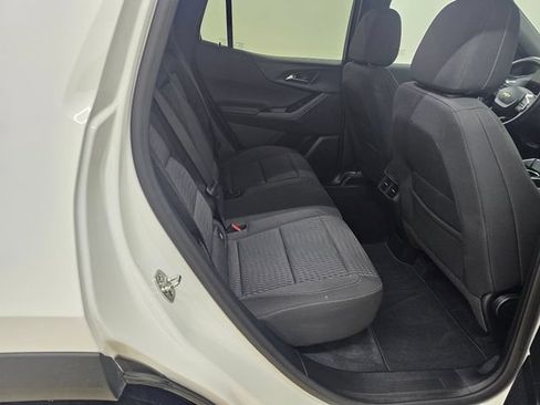 Used 2026 Chevrolet Equinox LT FWD image 19