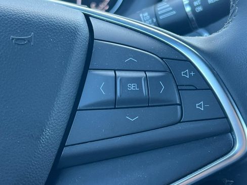 Used 2026 Cadillac XT5 Luxury FWD image 36
