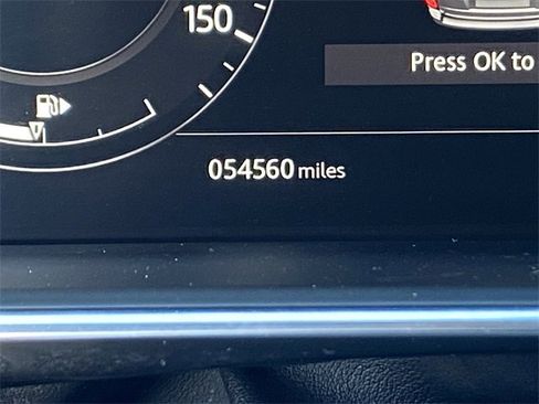 Used 2018 Land Rover Range Rover HSE image 12