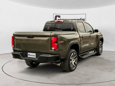 Used 2023 Chevrolet Colorado Z71 w/ Z71 Convenience Package 2 image 5