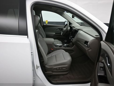 Used 2019 Chevrolet Traverse LT w/ LT Premium Package AWD/4WD image 53