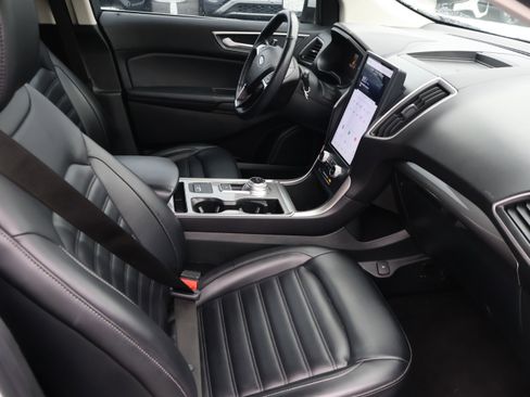 Used 2023 Ford Edge SEL w/ Convenience Package image 11