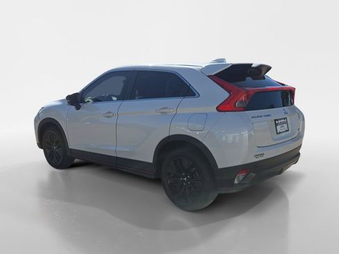 Used 2020 Mitsubishi Eclipse Cross LE FWD image 3