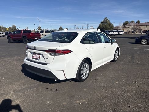 Used 2024 Toyota Corolla LE image 5