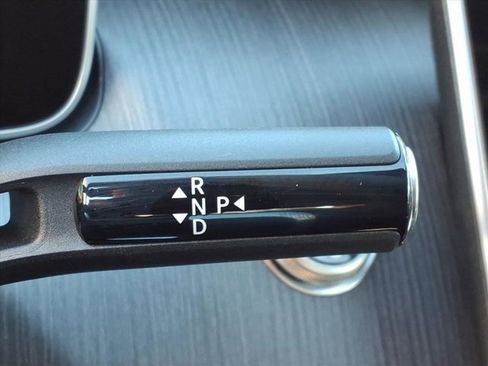 Used 2025 Mercedes-Benz C 300 4MATIC Sedan image 12