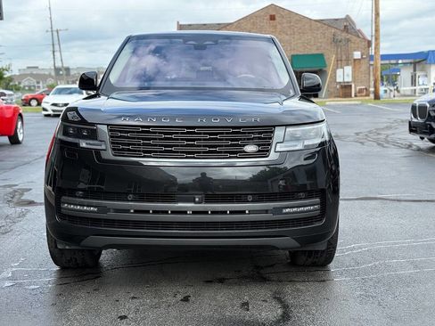 Used 2023 Land Rover Range Rover SE AWD/4WD image 2