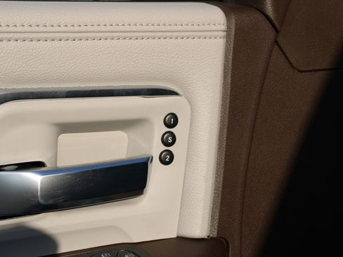 New 2025 RAM 2500 Laramie image 7