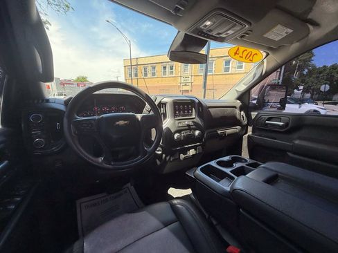 Used 2024 Chevrolet Silverado 2500 W/T w/ WT Convenience Package AWD/4WD image 18