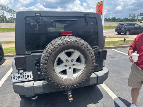 Used 2016 Jeep Wrangler Unlimited Sport w/ Quick Order Package 23S AWD/4WD image 6