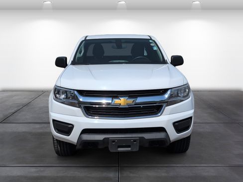 Used 2018 Chevrolet Colorado W/T w/ WT Convenience Package image 4