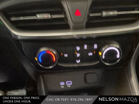 Used 2024 Buick Encore GX Sport Touring image 31