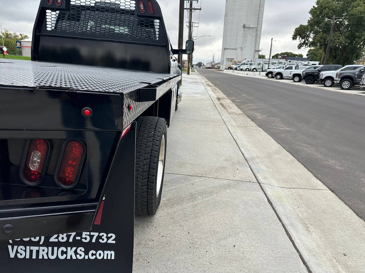 Used 2018 RAM 5500 Tradesman w/ Ambulance Prep Group AWD/4WD image 27