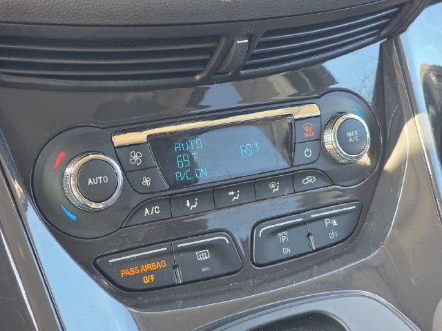 Used 2016 Ford Escape Titanium w/ Equipment Group 301A FWD image 31