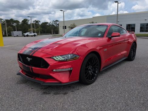 Used 2022 Ford Mustang GT Premium w/ GT Performance Package RWD image 9