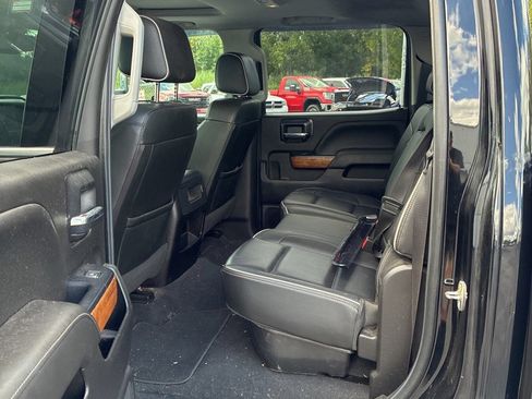 Used 2019 Chevrolet Silverado 2500 High Country w/ Duramax Plus Package AWD/4WD image 6