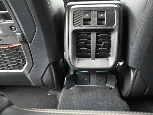 Certified 2025 Ford Bronco Raptor AWD/4WD image 16